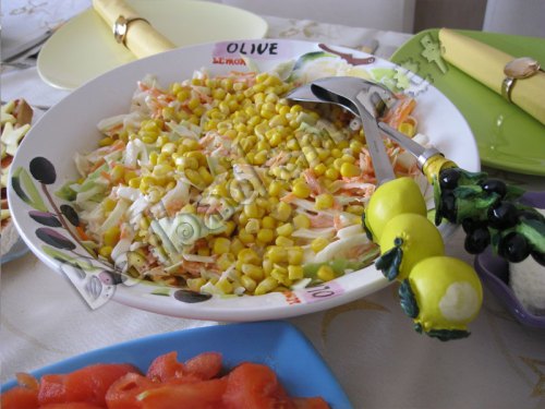 Yoğurtlu Beyaz Lahana Salatası  