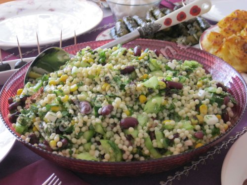 Meksika Fasulyeli Kuskus Salatası